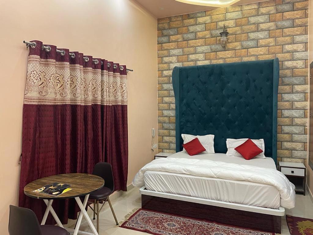 Hotel Ankit Near Assi Ghat Varanasi Ngoại thất bức ảnh
